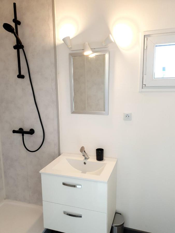 Beau Logement Avec Terrasse, Jacuzzi Et Terrain De Petanque Privatif A 5 Minutes De La Plage Audenge Esterno foto